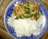 Foto langkah ke 7 dari resep Orak arik sawi hijau, bakso dan telur pedas.