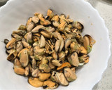 Foto del paso 2 de la receta: Cebiche de mariscos enlatados