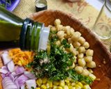 Foto langkah ke 2 dari resep Chickpeas Salad / Salad Kacang Arab.