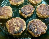 A picture of step 4 of Mini Beef Patties for Kids (and Everyone!).