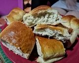 Foto del paso 4 de la receta: Medialunas comunes y rellenas