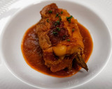 Foto del paso 8 de la receta: Contramuslos rellenos de jamón y espárragos en salsa de curry