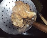 Foto langkah ke 6 dari resep Ayam Goreng Tepung.