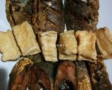 Foto langkah ke 1 dari resep Ikan Goreng Bumbu Sambal.