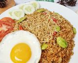 Foto langkah ke 5 dari resep Nasi goreng pete teri asin.
