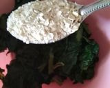 Foto del paso 4 de la receta: Tortitas de huevo con acelgas, avena y queso 😯