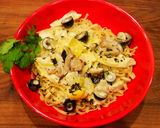 A picture of step 9 of Mike's Garlic Linguini Alfredo.