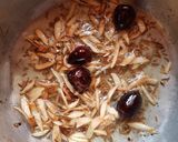 A picture of step 4 of Matar ki daal 😋.