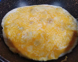 Foto del paso 3 de la receta: Tortitas tipo fajitas con huevo rellenas 😜