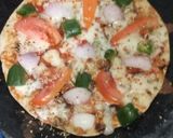 बची हुई रोटी का पिज़्ज़ा (Roti Pizza Recipe In Hindi) रेसिपी चरण 3 फोटो
