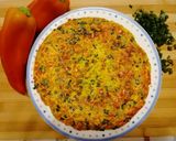 Foto del passaggio 2 della ricetta Frittata con peperoni e cipollotto fresco