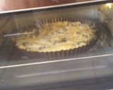 Foto del paso 5 de la receta: Tarta de espinaca a la crema con queso gratinado
