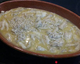 Foto del paso 3 de la receta: Cocochas de bacalao en su salsa 😘