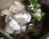 A picture of step 2 of Lychee lemonade.