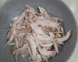 Foto langkah ke 1 dari resep Ayam suwir daun jeruk.