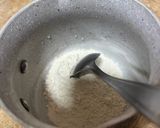 صورة لخطوة 1 من وصفة معجنات اصفيحه على بندوره وطحينه وسبانخ بنفس العجينه
