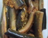 Foto langkah ke 2 dari resep 223. Cobek Belut Sambal Daun Jeruk.