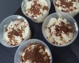 Foto langkah ke 5 dari resep Super Simple Tiramisu Keto Style.