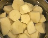 A picture of step 1 of Thick Creamy Whipped Mashed Potatoes 🍴.