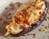 Foto del paso 5 de la receta: Berenjenas gratinadas rellenas de picadillo cubano