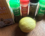 Foto del paso 1 de la receta: Pescado asado,con costra de nata ligera, limón 🍋 y especias