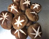 A picture of step 2 of Japanese Butter Garlic Mushroom.