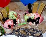 A picture of step 3 of Strawberries and pistachios Ice cream.