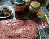 Foto del paso 1 de la receta: Empanadas rotiseras de carne y pasas de uva