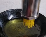 A picture of step 4 of Sev (homemade sev).