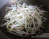 รูปขั้นตอนการทำที่ 4 ของ ก๋วยเตี๋ยวหลอดไส้หน่อไม้