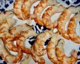 Foto del paso 1 de la receta: Sargo con langostinos y cremoso de mejillones