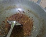 Foto langkah ke 3 dari resep Chili Oil.
