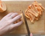 A picture of step 1 of Japanese persimmon salad dressed with "Tofu".