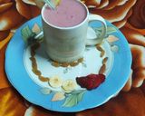 स्ट्रॉबेरी मिक्स फ्रूट्स स्मूथी (Strawberry mix fruits smoothie recipe in Hindi) रेसिपी चरण 3 फोटो