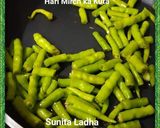 हरी मिर्च का कूटा (Hari Mirch ka kuta recipe in hindi) रेसिपी चरण 3 फोटो