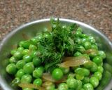 A picture of step 5 of Matar ki Ghugni.