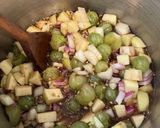 A picture of step 3 of Spiced gooseberry chutney.