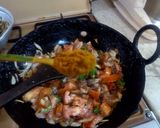 A picture of step 6 of Pyaaz Karele.