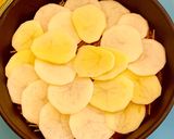 Foto del paso 7 de la receta: Incredible: Papas y fideos van crudos al horno y salen cocinados. Un clásico de Calabria