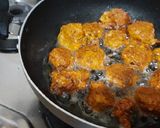 A picture of step 5 of Kofta gravy.