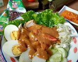 Foto langkah ke 3 dari resep Gado Gado Siram Surabaya.