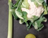 A picture of step 1 of Cauliflower, Apple, and Leek Cream Soup.