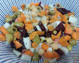 Foto del paso 1 de la receta: Ensalada de remolacha con garbanzos