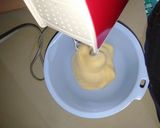 Foto langkah ke 13 dari resep Roti sobek isi vla coklat dan unti kelapa putih.