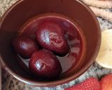 Une image de l'étape 2 de Jus betteraves fraises.
