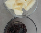 Foto del paso 2 de la receta: Empanadillas dulces de manzana y pasas