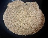 A picture of step 1 of White sesame seeds Kachariyu.