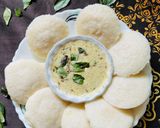 A picture of step 4 of No oil Idli No oil Coconut green chatani for morning breakfast.