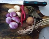 Foto langkah ke 1 dari resep Sambal goreng kentang.