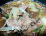 Hình bước làm 2 của món Lưỡi heo nấu ngũ vị